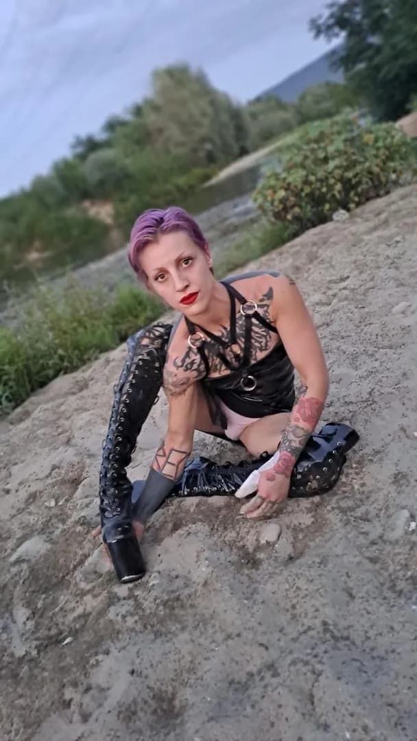 Acd_queen – MYM creator