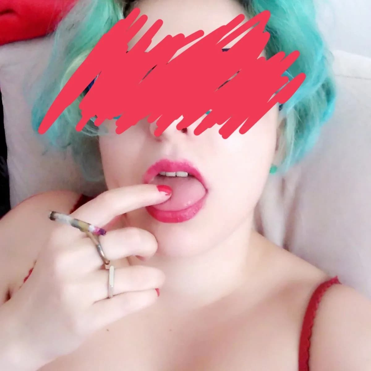 Alix0020 – MYM creator profile picture