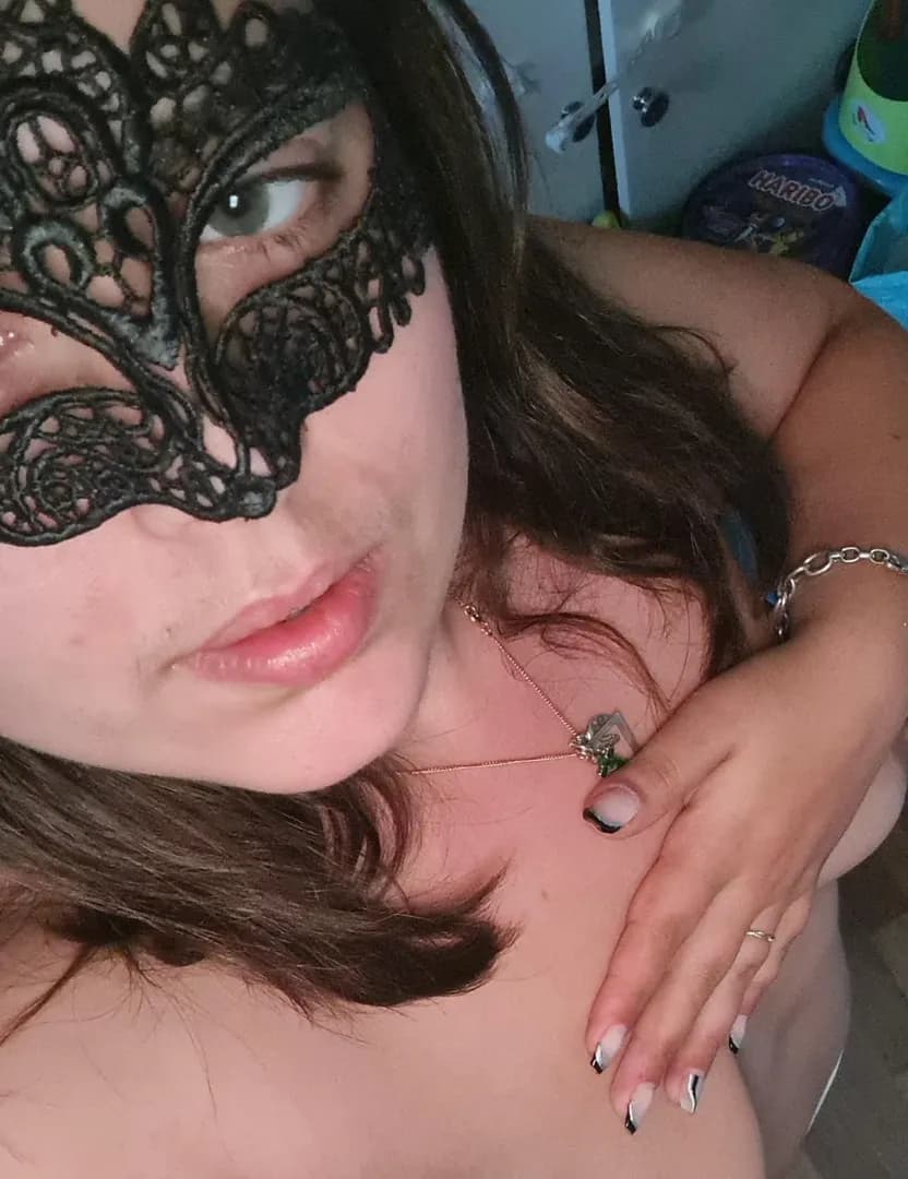 Chattepoilu – MYM creator profile picture