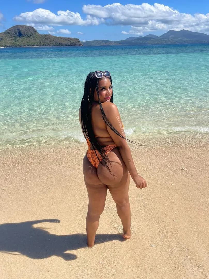 Douceur_des_iles – MYM creator