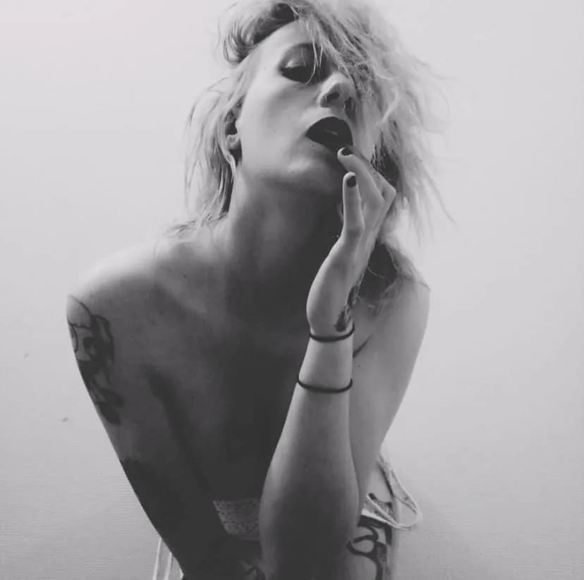 Emiliechoupinette69 – MYM creator profile picture