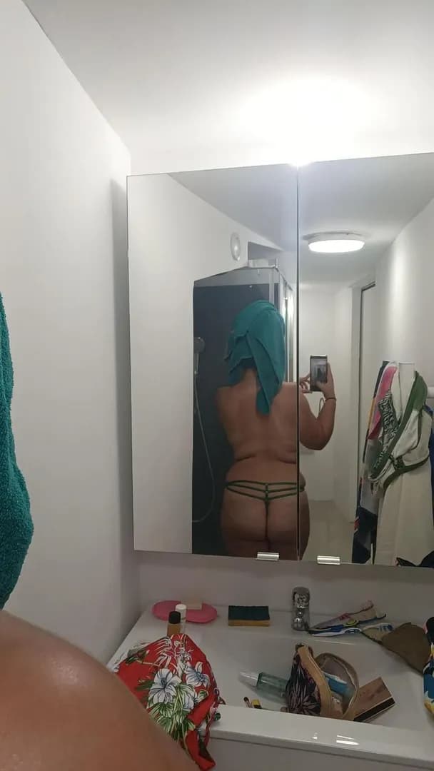 Glory-hole34 – MYM creator profile picture