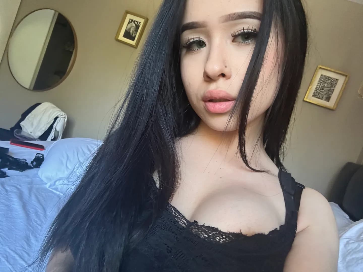 Julia_bleue – MYM creator profile picture