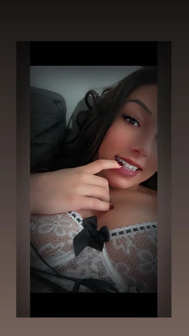 Lau_raa – MYM creator