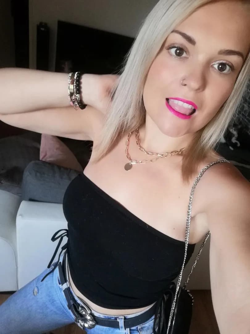 Liya_30a – MYM creator profile picture