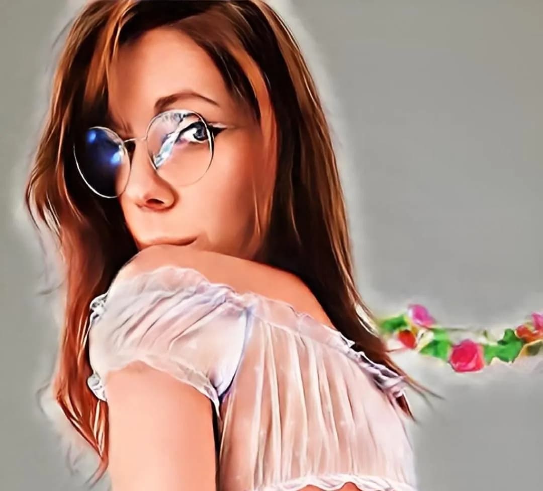 Lorna_h – MYM creator