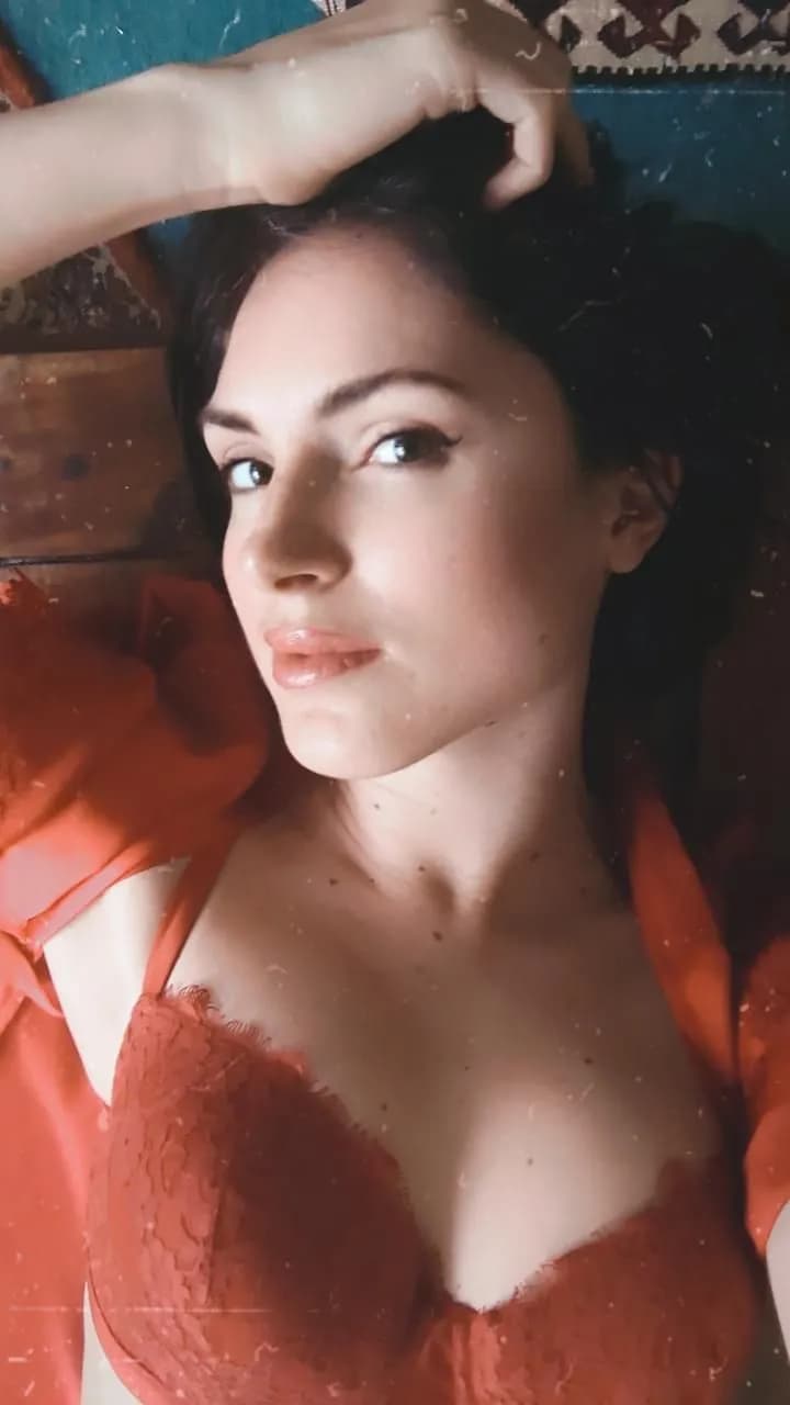 Lou_fr_model – MYM creator