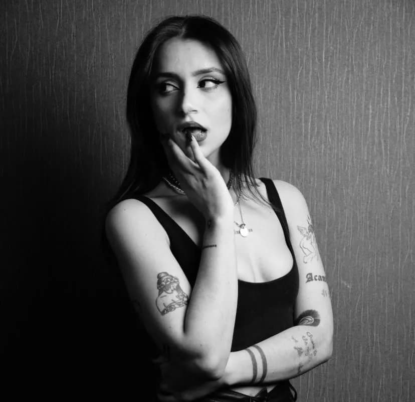 Luckyzooee – MYM creator