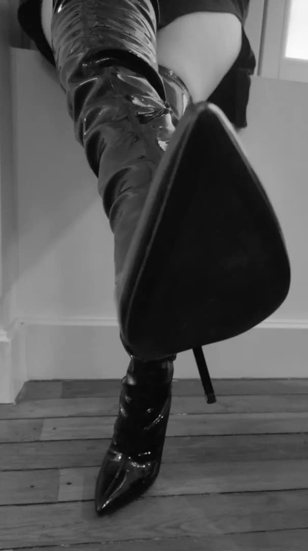 Madameleawhite – MYM creator