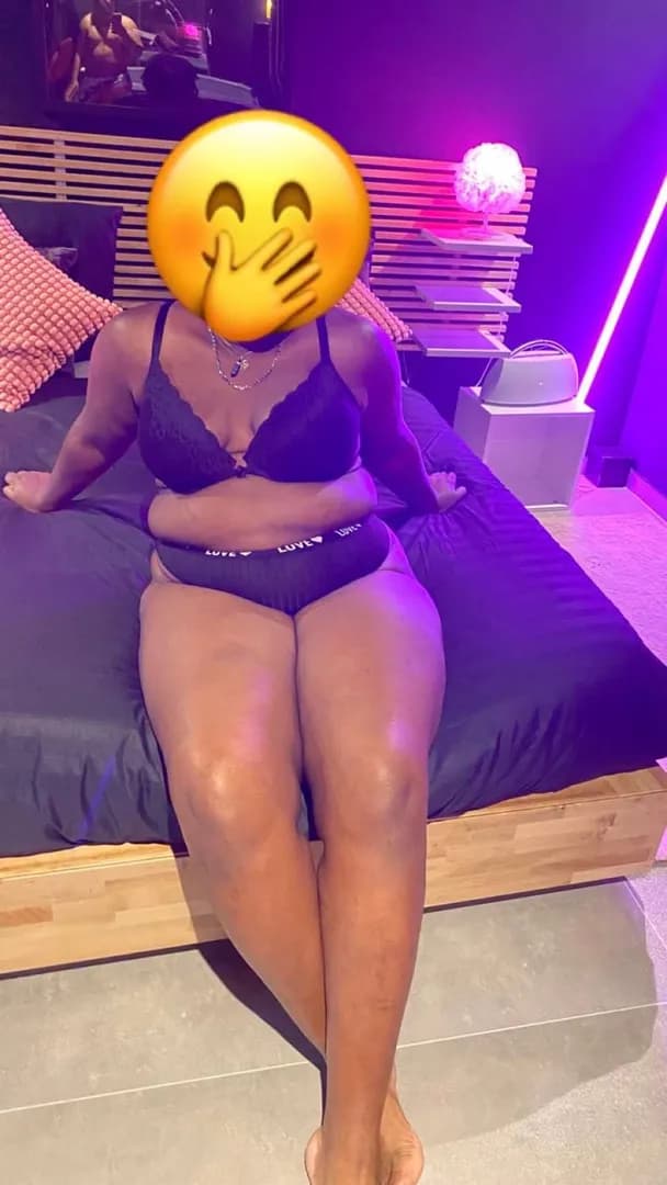 Maevacurvy – MYM creator profile picture