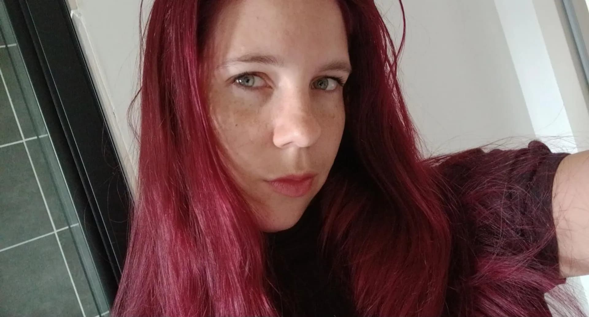 Melanie-mn – MYM creator