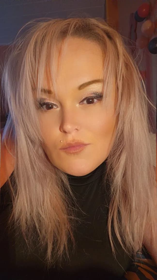 Miss_angie – MYM creator