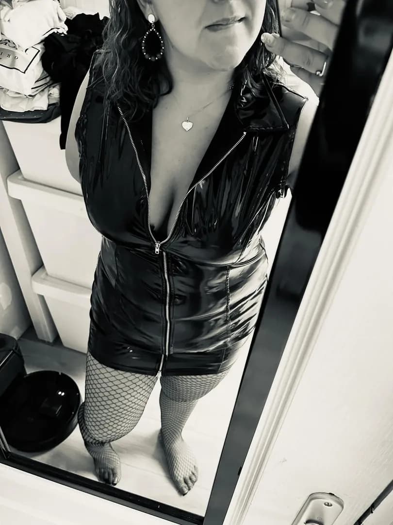 Mysticnightss – MYM creator