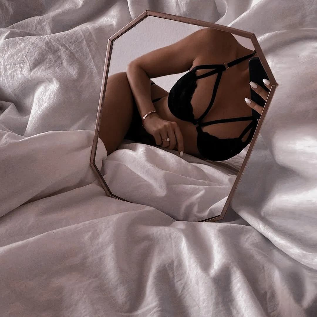 Nelsia-french – MYM creator profile picture