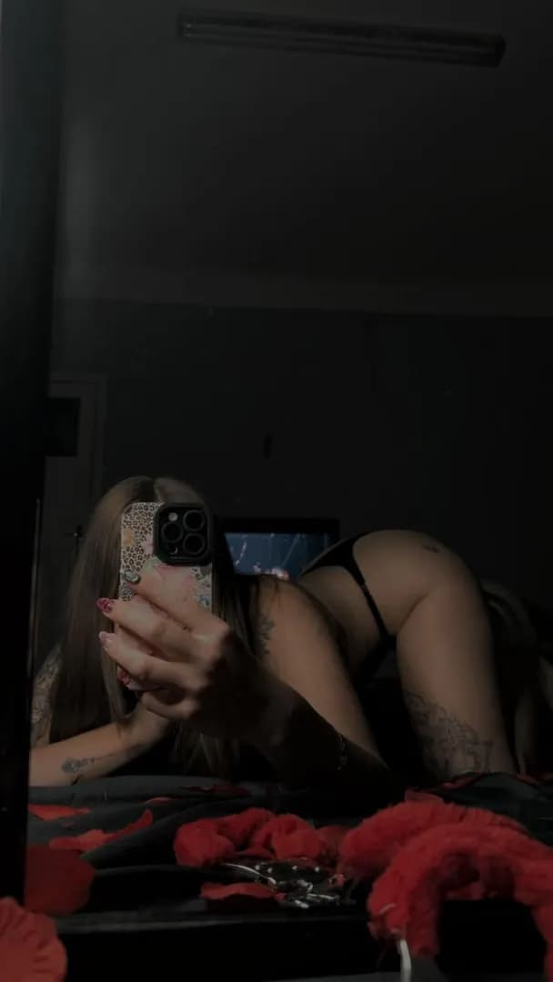 Nolweenstar_x – MYM creator