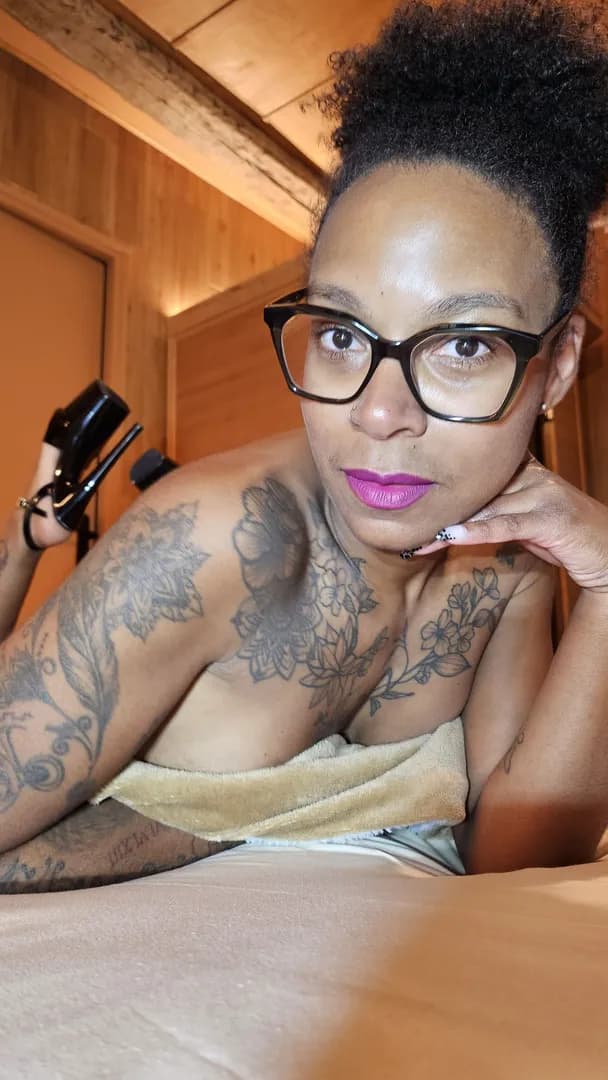 Priscadelice971 – MYM creator