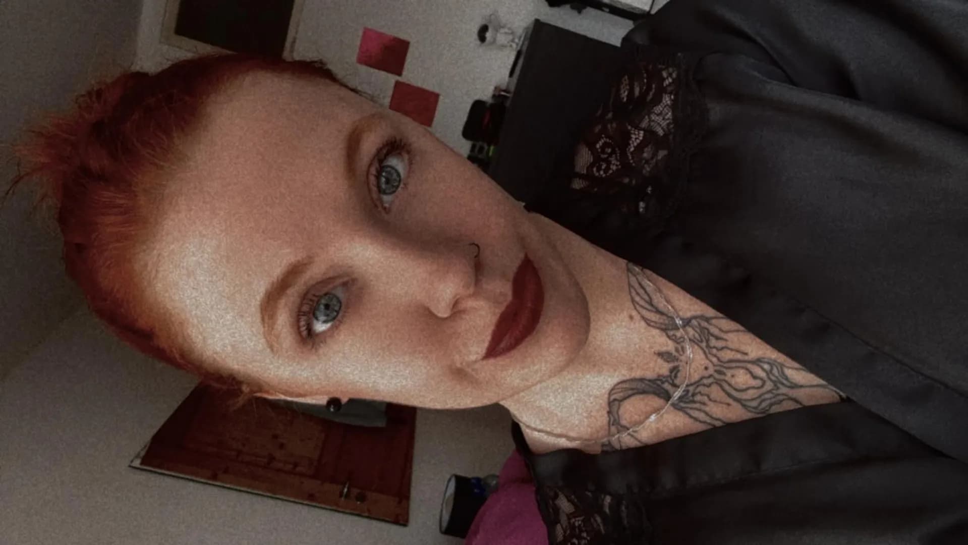 Redhead98 – MYM creator